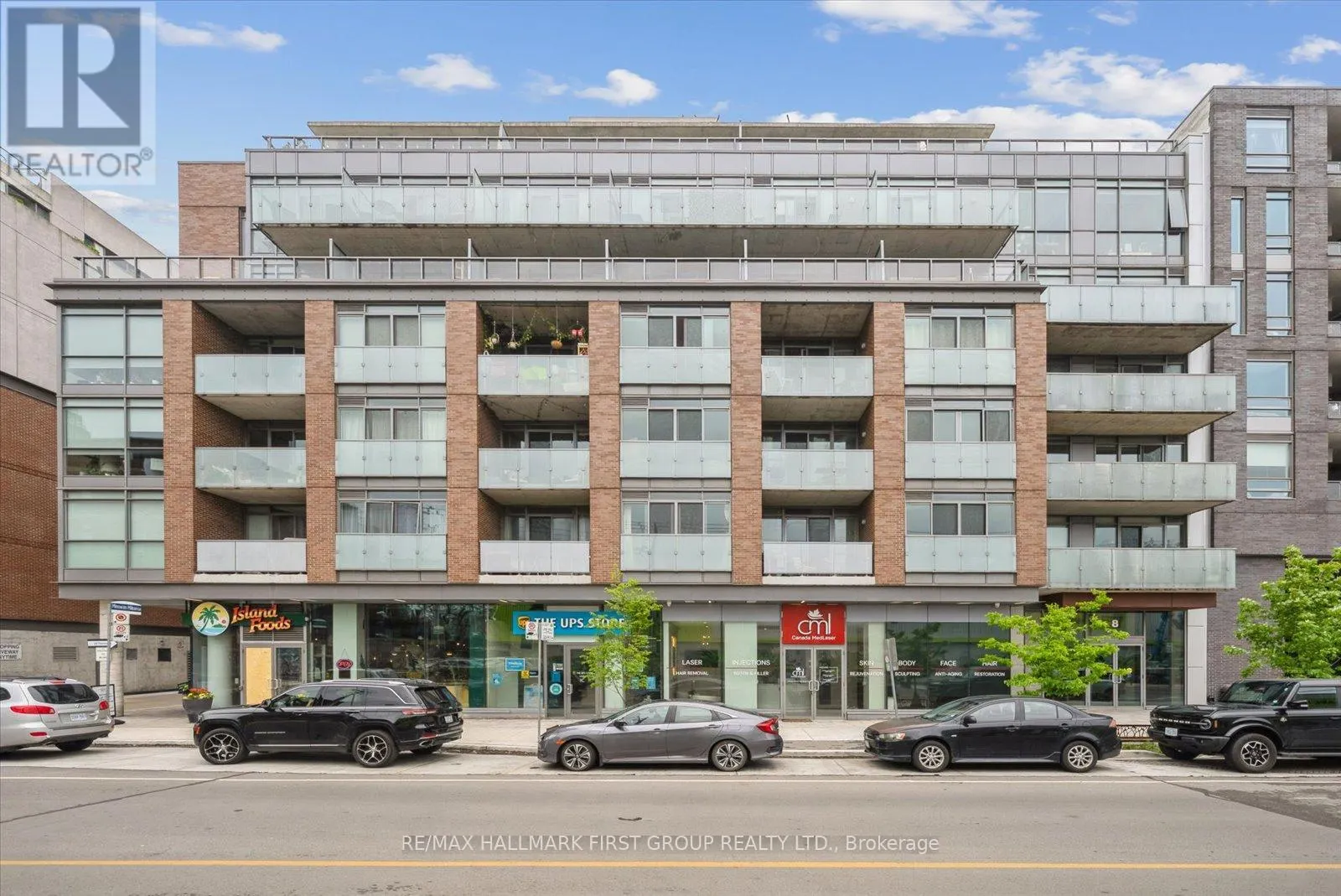 602 - 8 GLADSTONE AVENUE