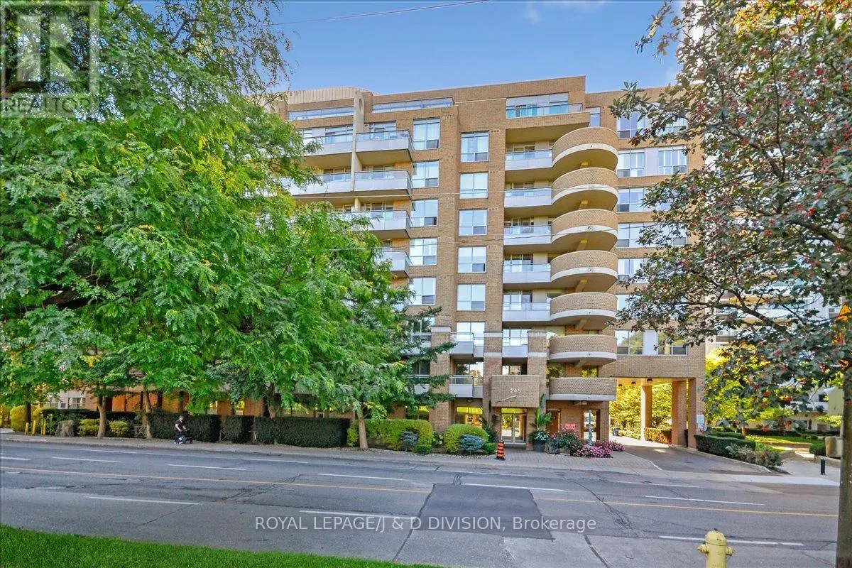 405 - 245 DAVISVILLE AVENUE