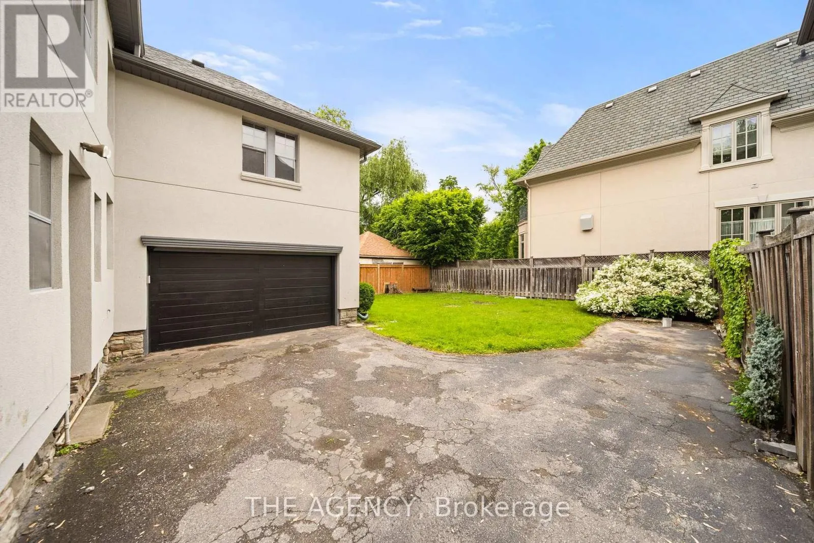 44 ELDERWOOD DRIVE