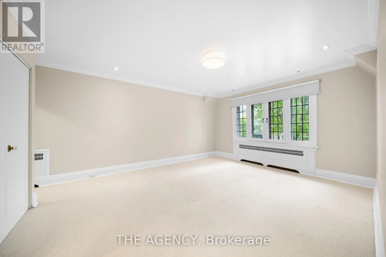 44 ELDERWOOD DRIVE
