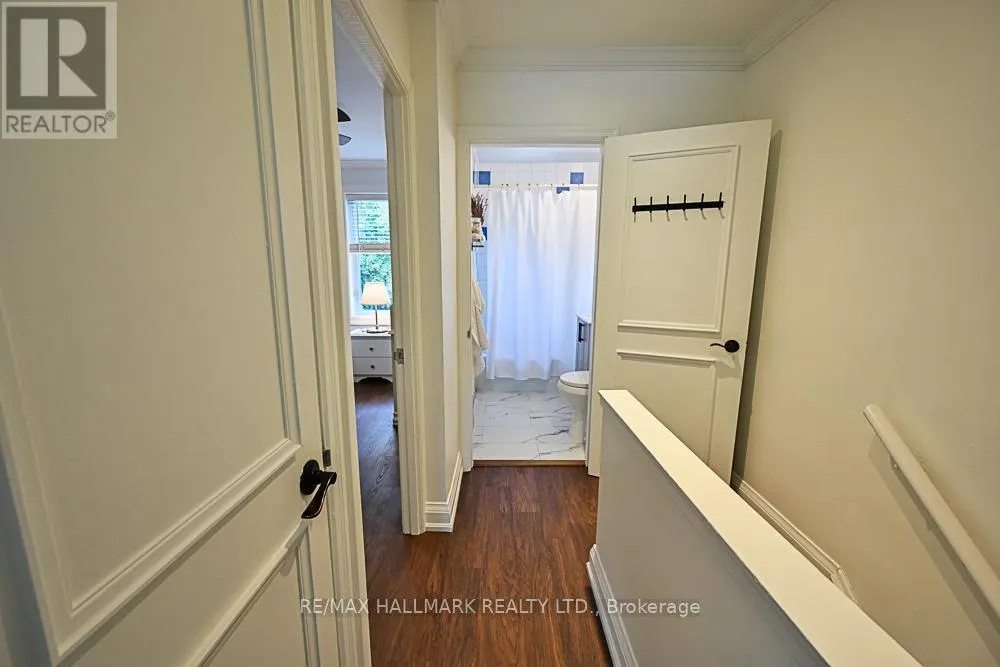 3318 BATHURST STREET