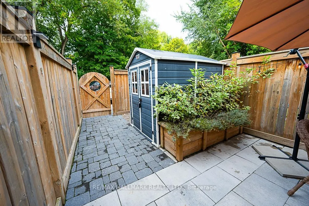 3318 BATHURST STREET