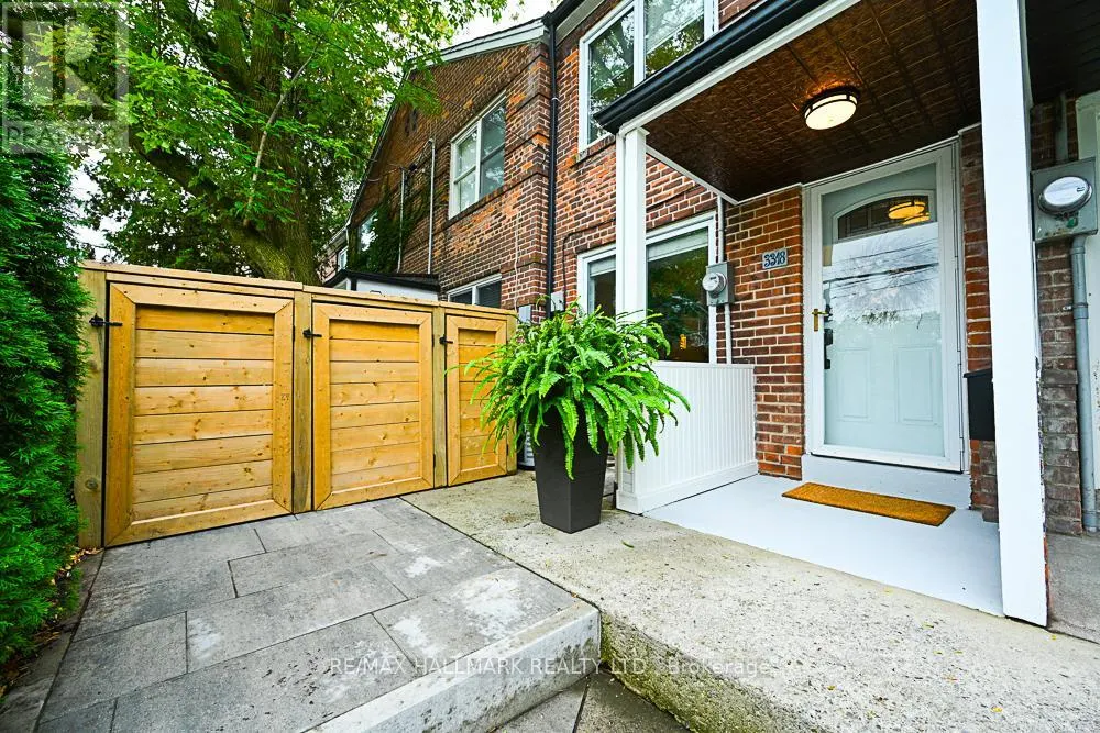 3318 BATHURST STREET