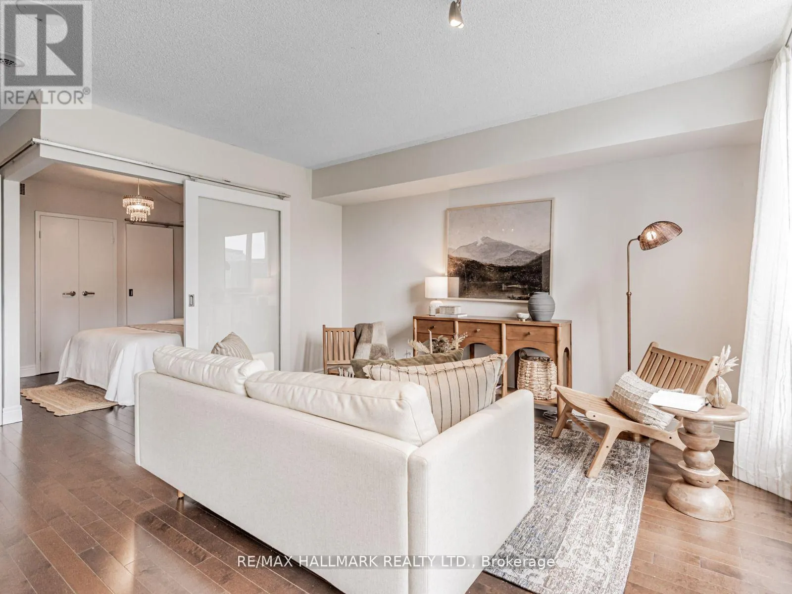 710 - 75 DALHOUSIE STREET