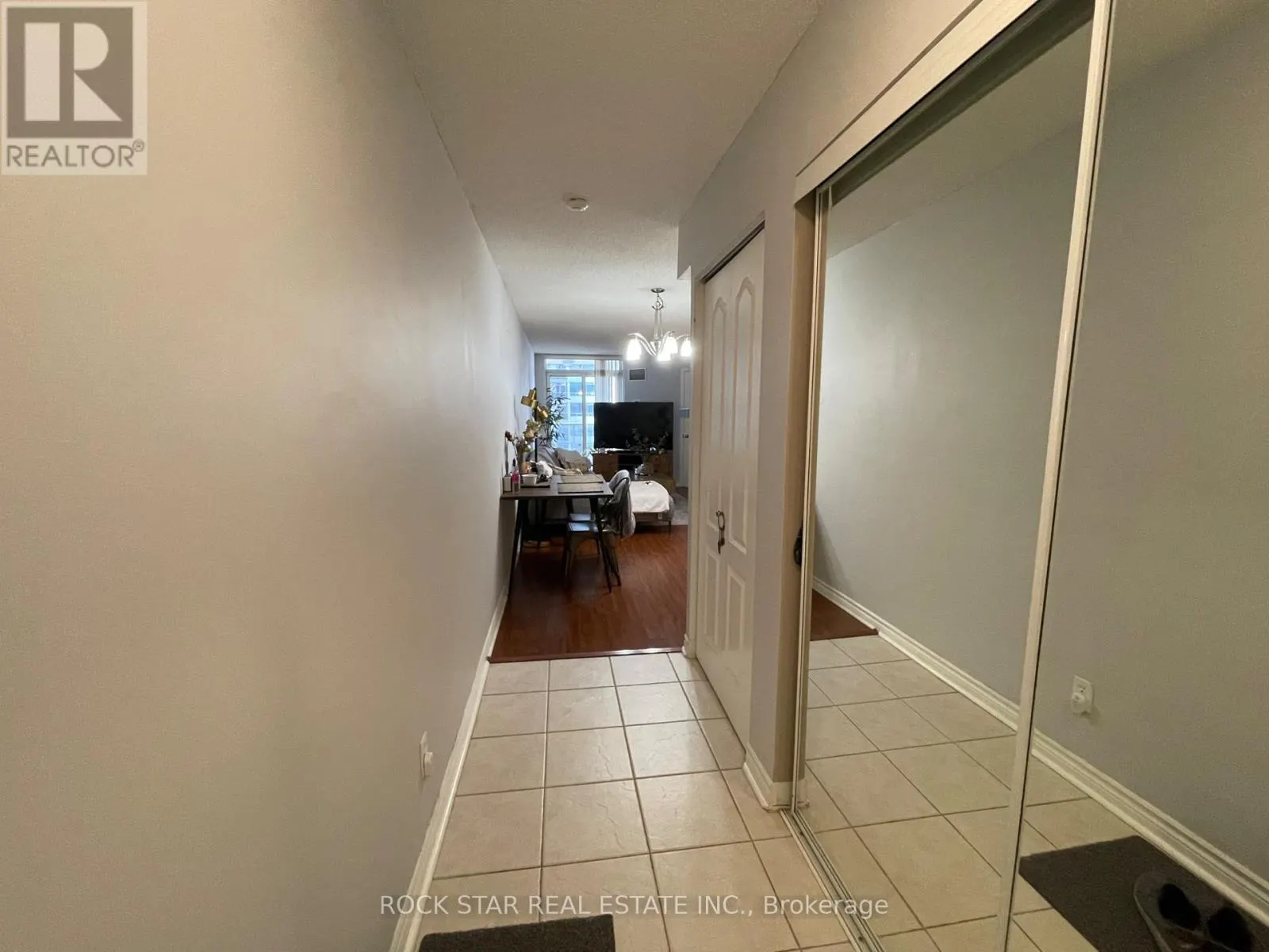 714 - 3 REAN DRIVE