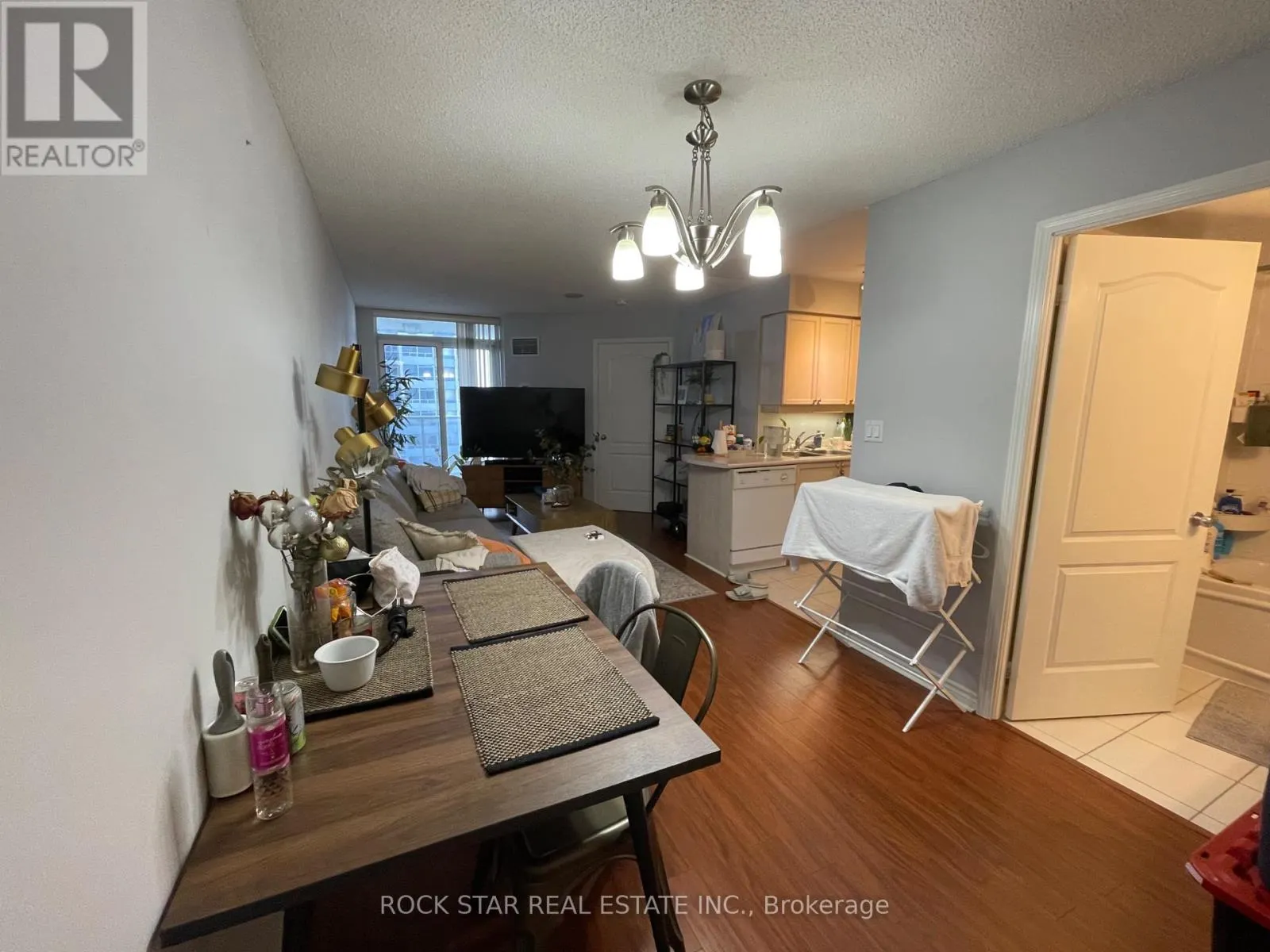 714 - 3 REAN DRIVE