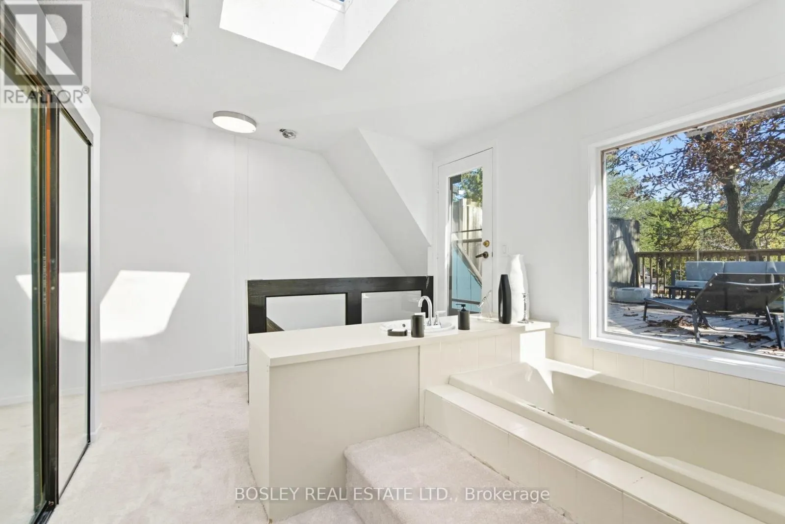 119 SEATON STREET
