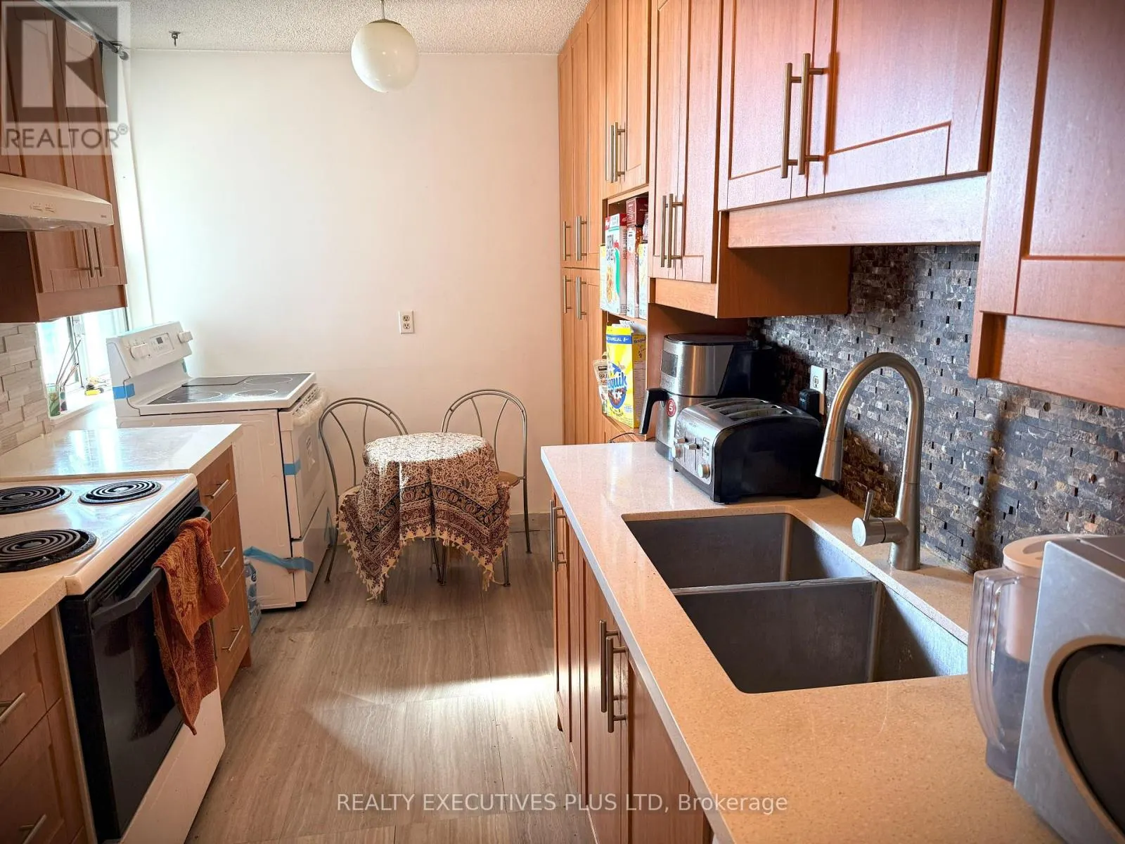 1610 - 5 OLD SHEPPARD AVENUE E