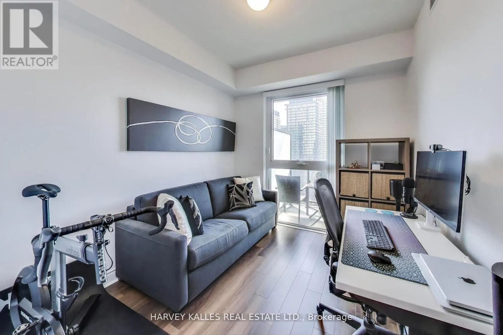 3609 - 28 TED ROGERS WAY