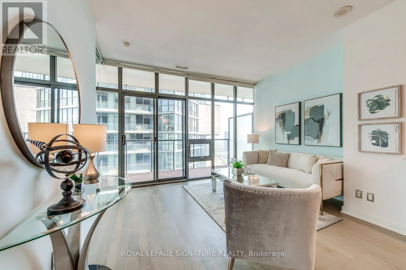 3001 - 33 CHARLES STREET E