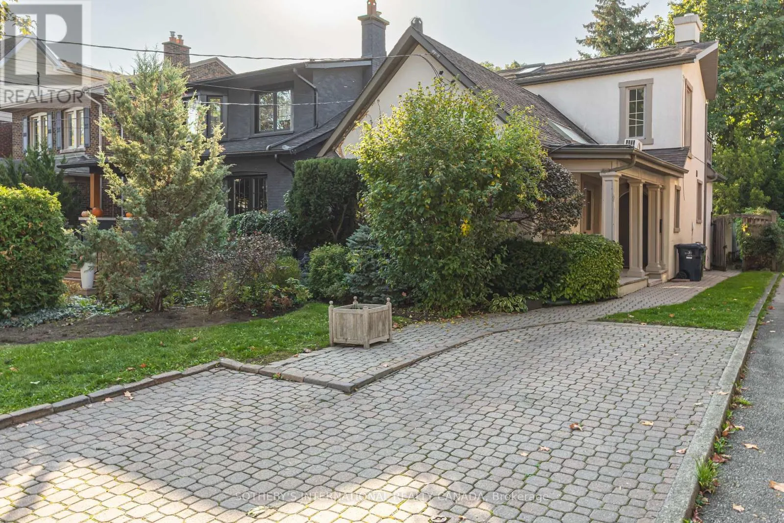 65 ST GERMAIN AVENUE