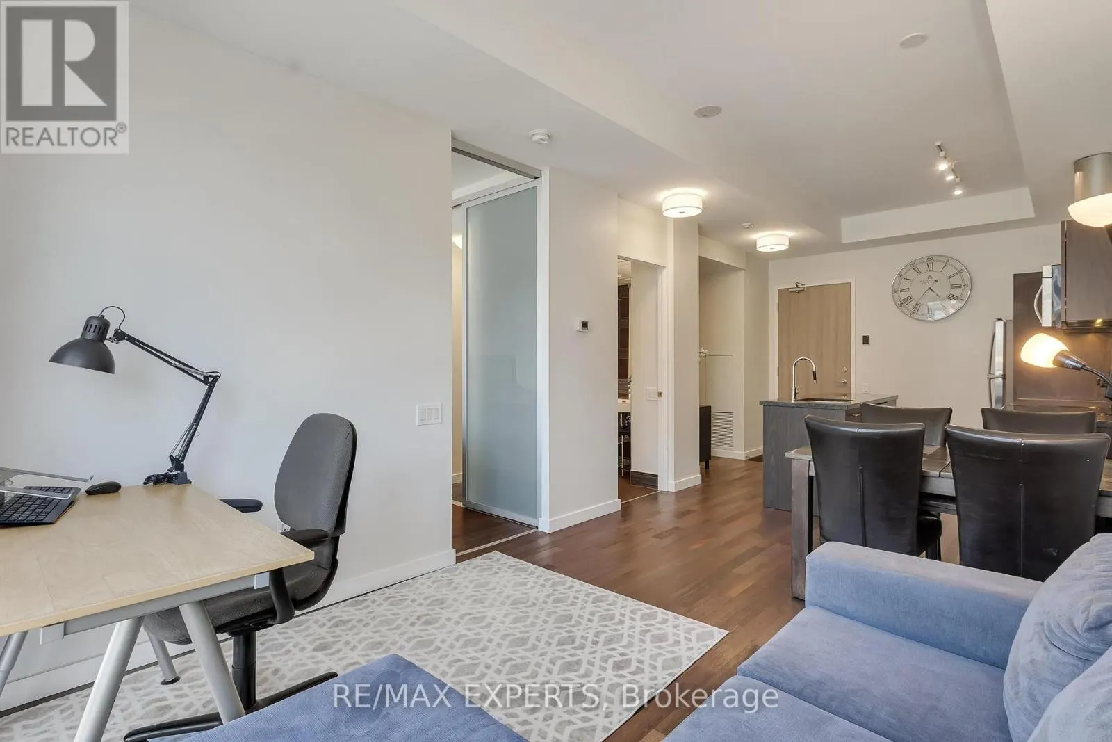302 - 390 CHERRY STREET