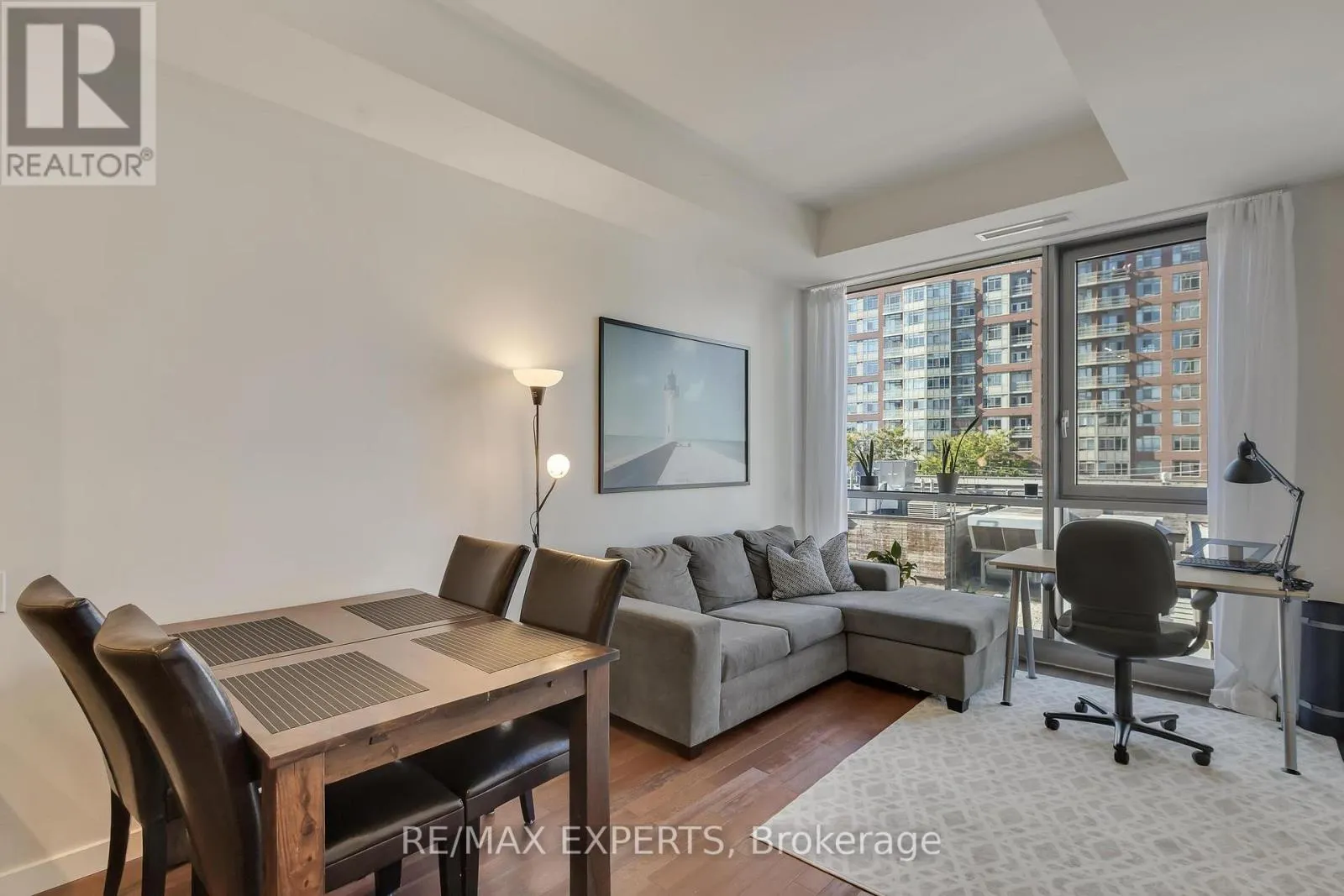 302 - 390 CHERRY STREET