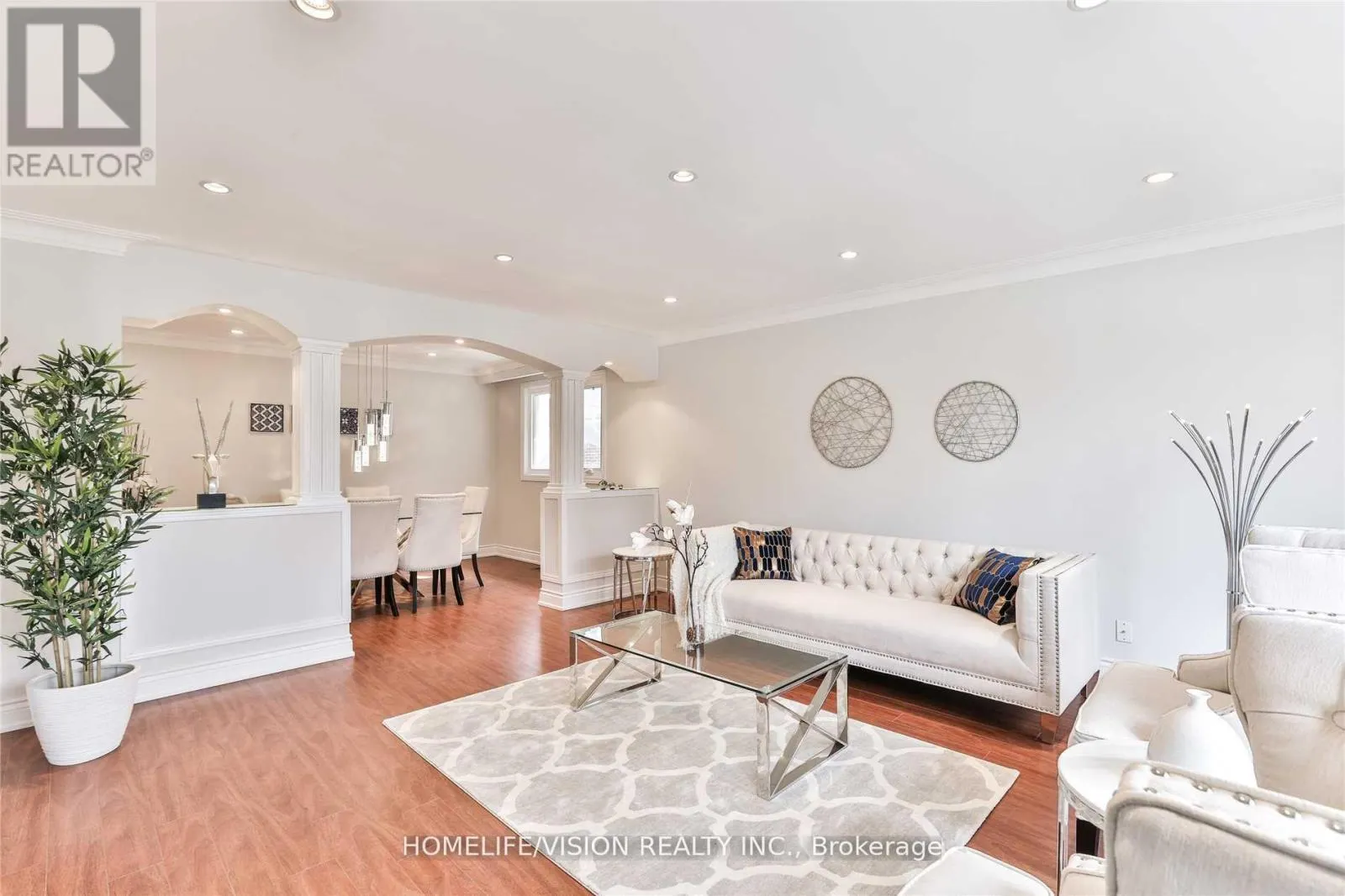 111 BANNATYNE DRIVE
