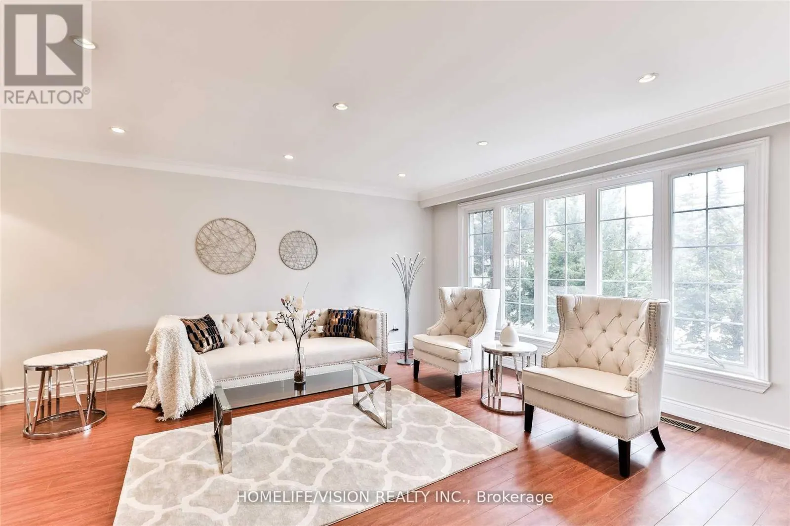 111 BANNATYNE DRIVE