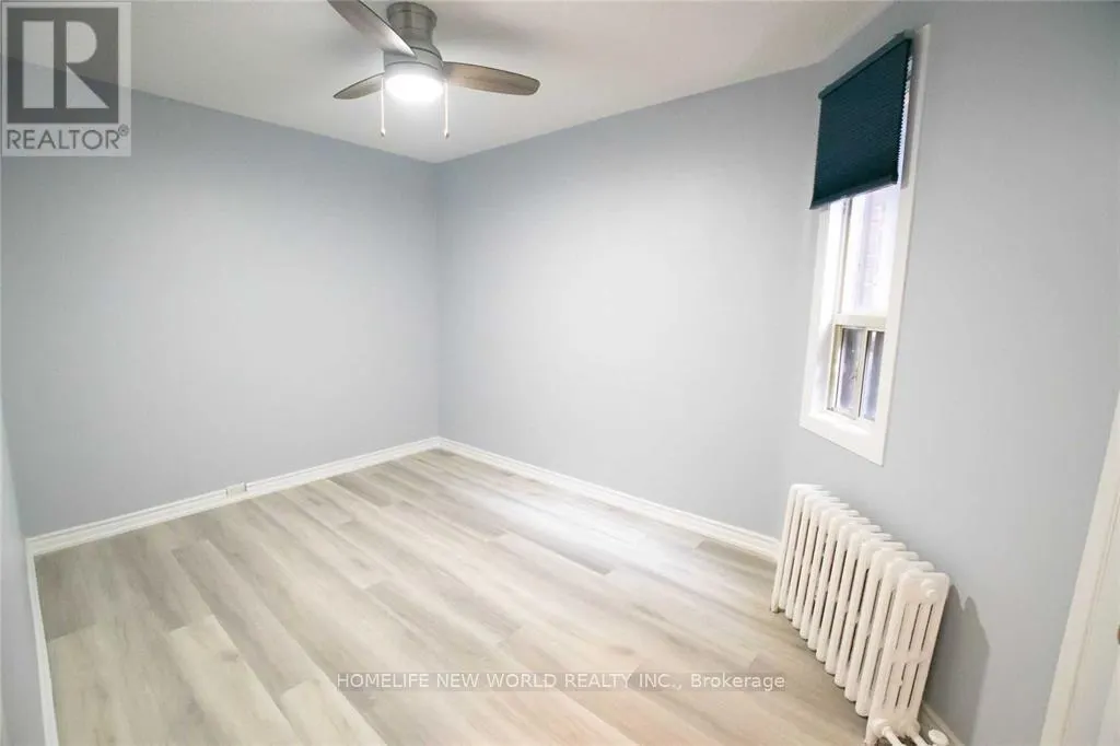 2ND FLOOR - 1104 COLLEGE STREET