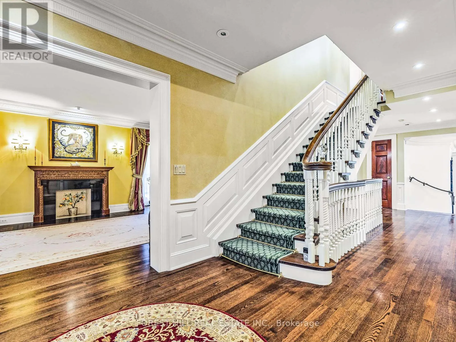 11 DEWBOURNE AVENUE