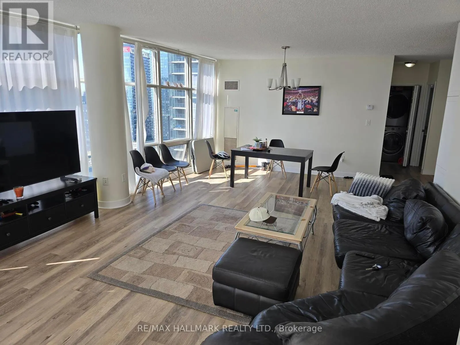 3712 - 10 NAVY WHARF COURT