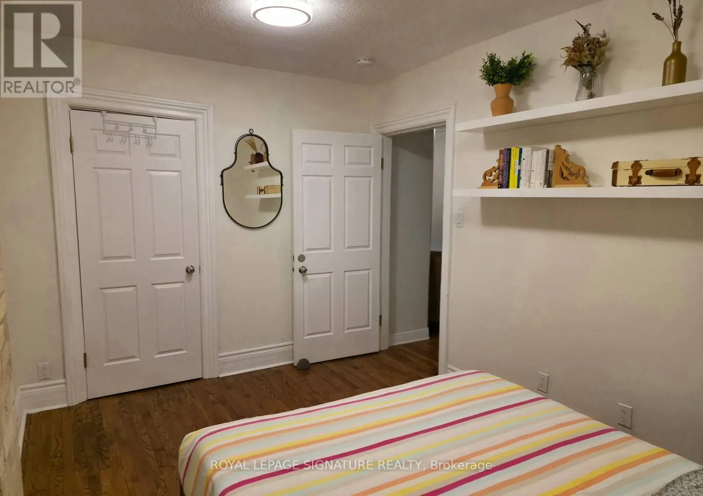 UNIT 3 - 562 PARLIAMENT STREET