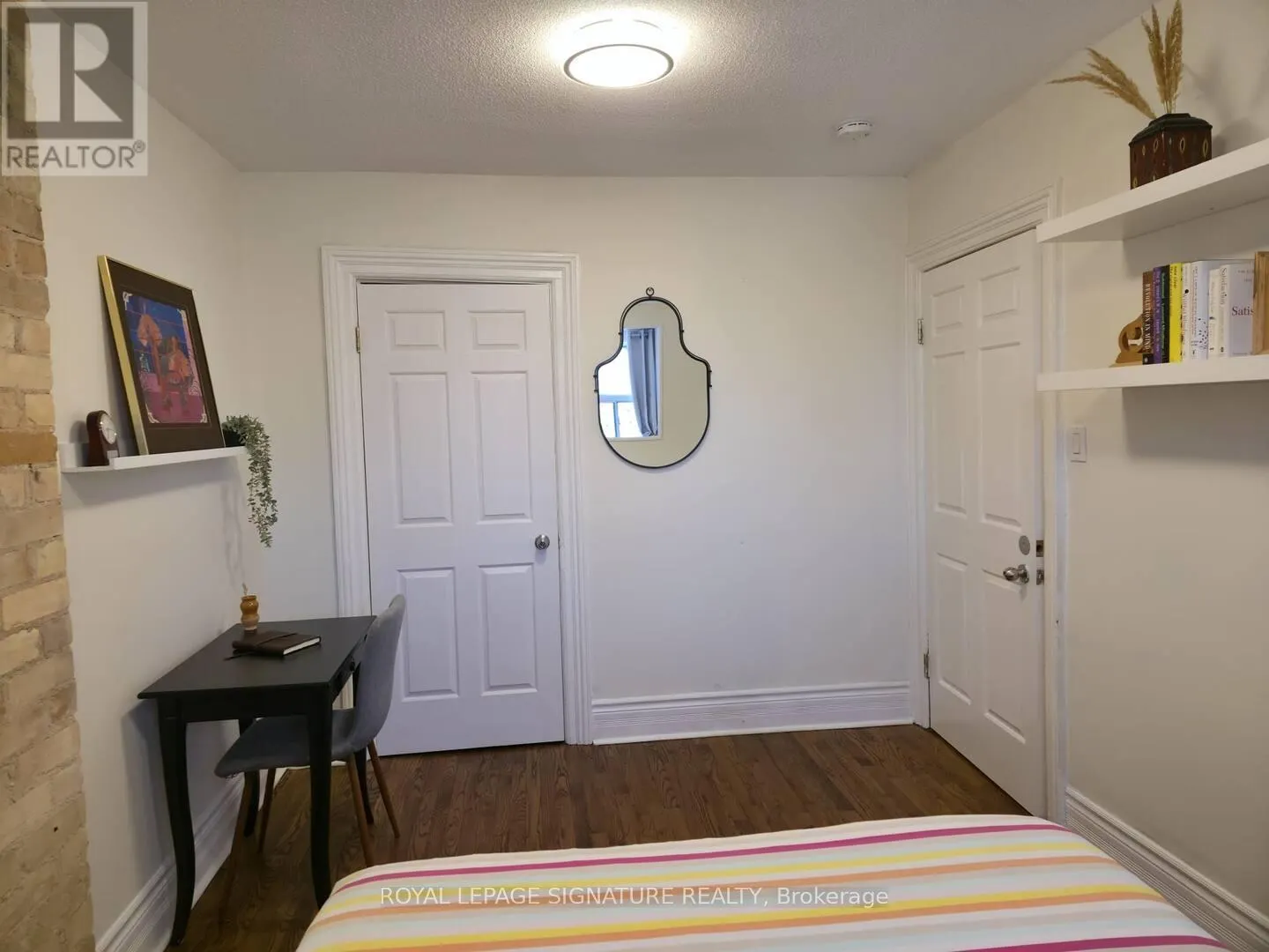 UNIT 3 - 562 PARLIAMENT STREET
