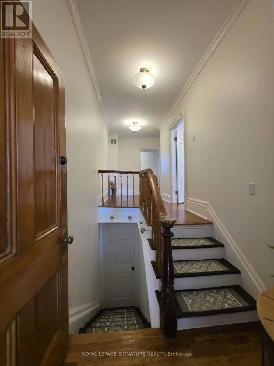 UNIT 3 - 562 PARLIAMENT STREET