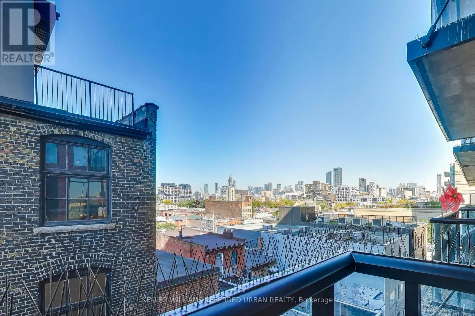 616 - 608 RICHMOND STREET W