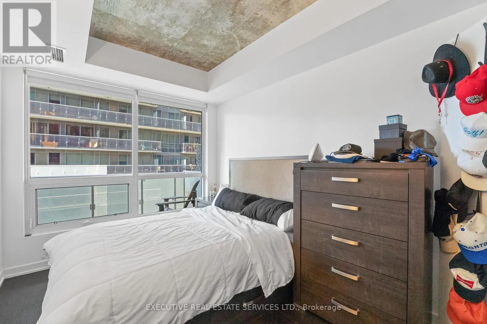721 - 1030 KING STREET W