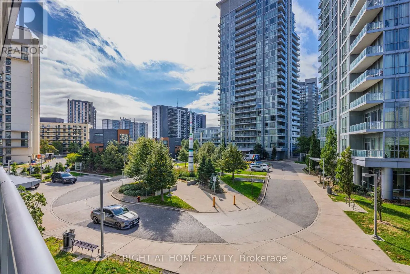 206 - 70 FOREST MANOR ROAD