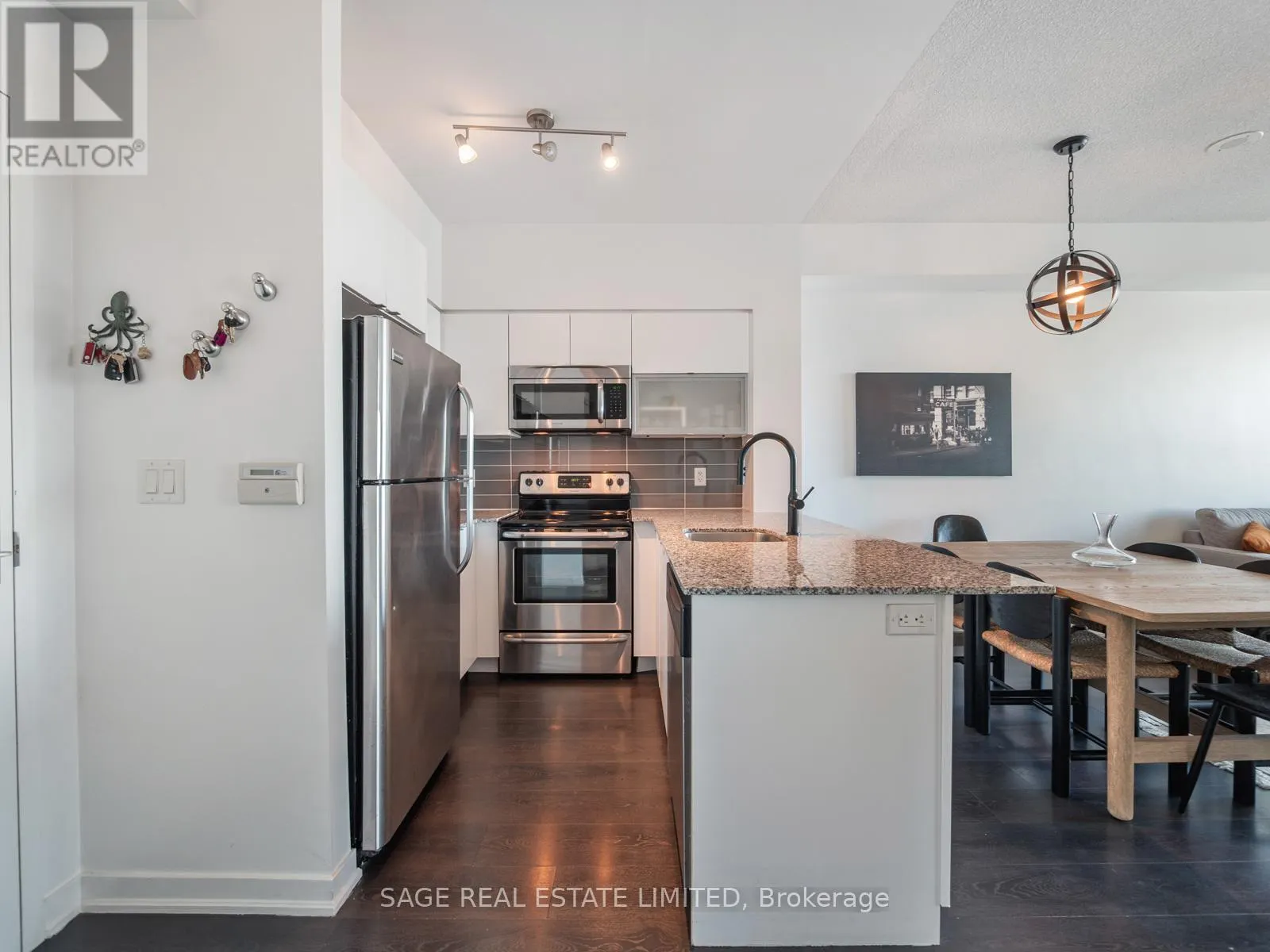 2601 - 150 EAST LIBERTY STREET E