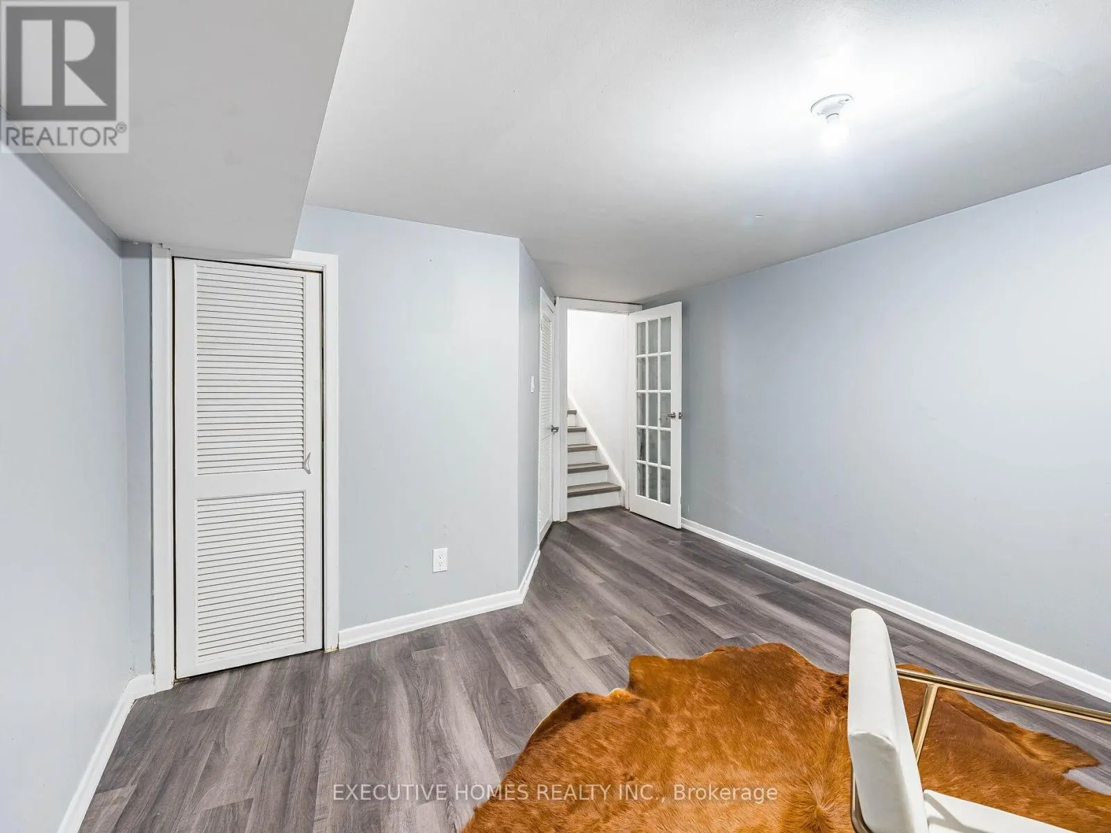 210 - 55 RAMEAU DRIVE E