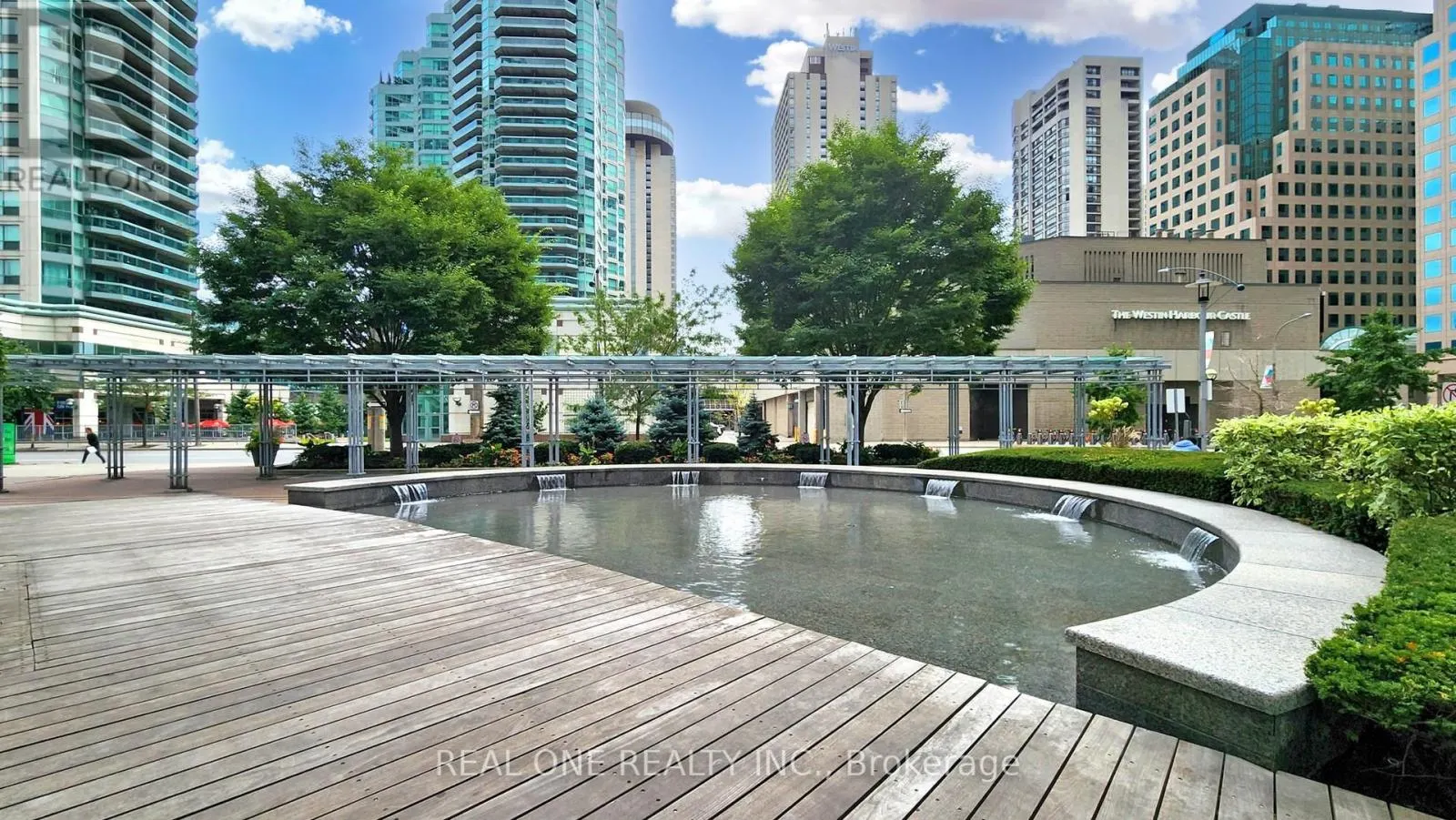 1708 - 33 BAY STREET