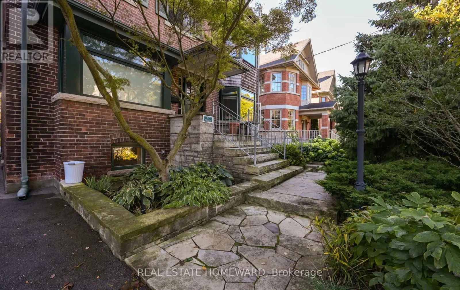 37 LONSDALE ROAD