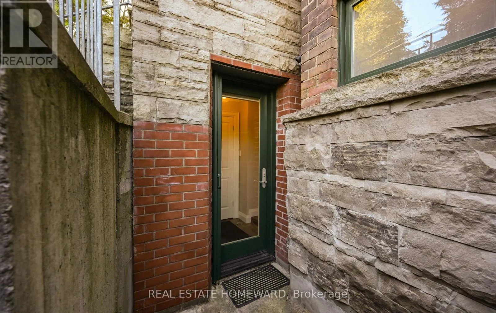 37 LONSDALE ROAD