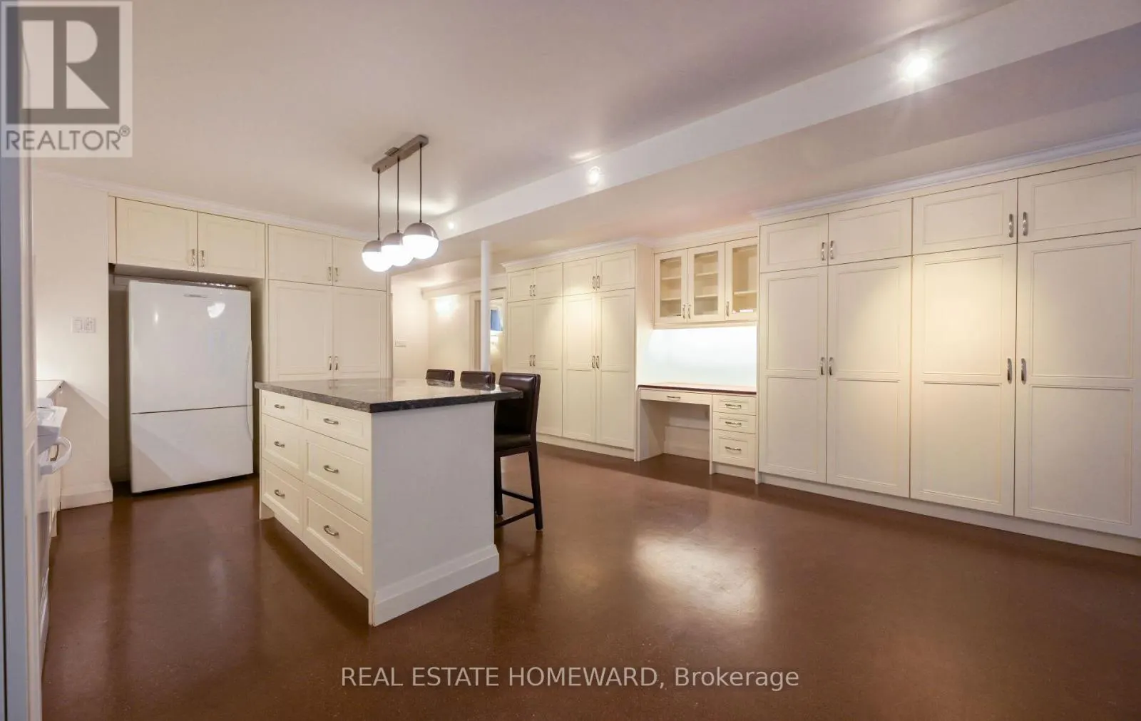 37 LONSDALE ROAD