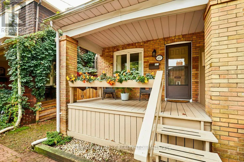 437 DAVISVILLE AVENUE