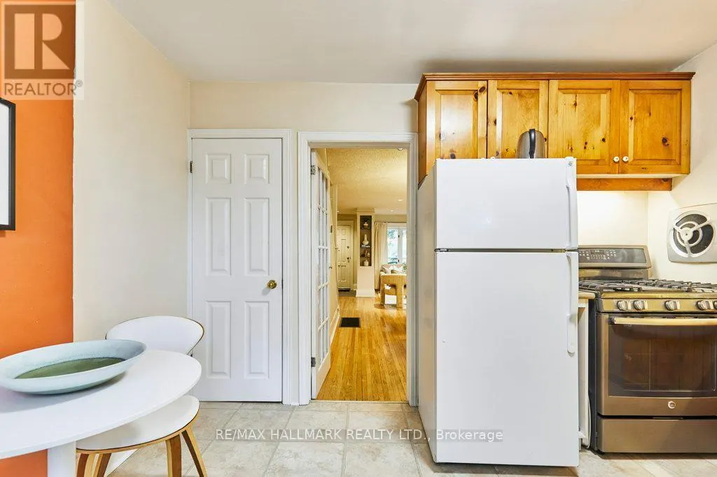 437 DAVISVILLE AVENUE