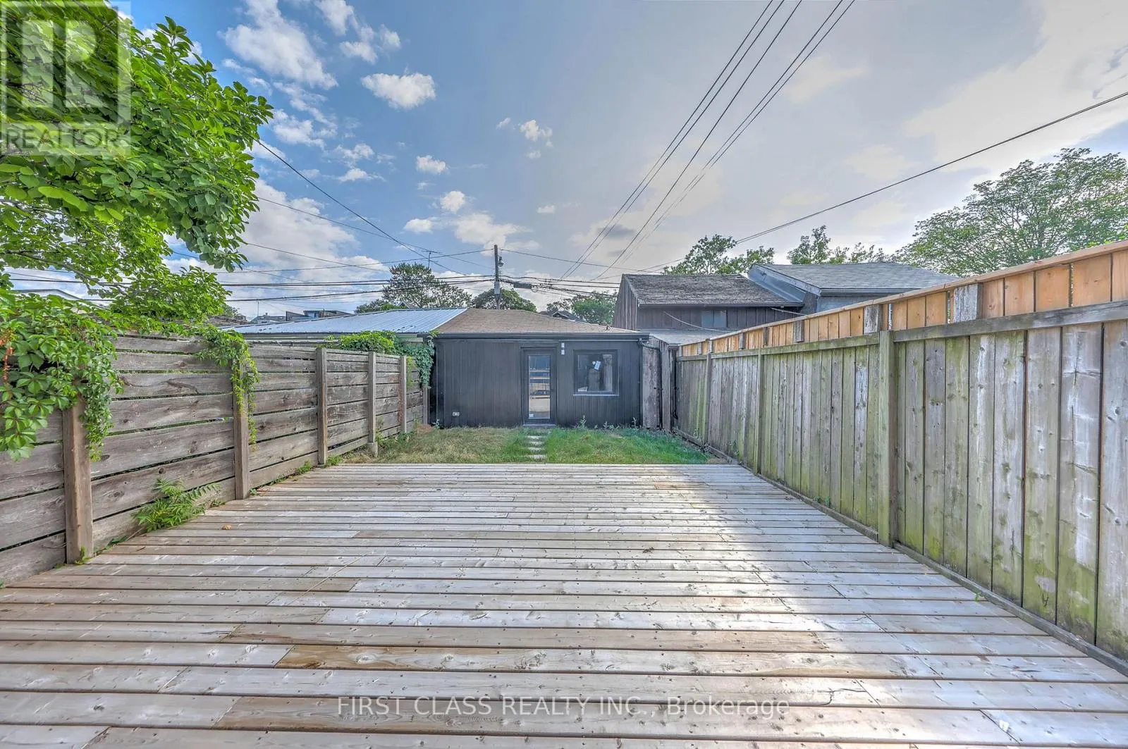 431 ROXTON ROAD
