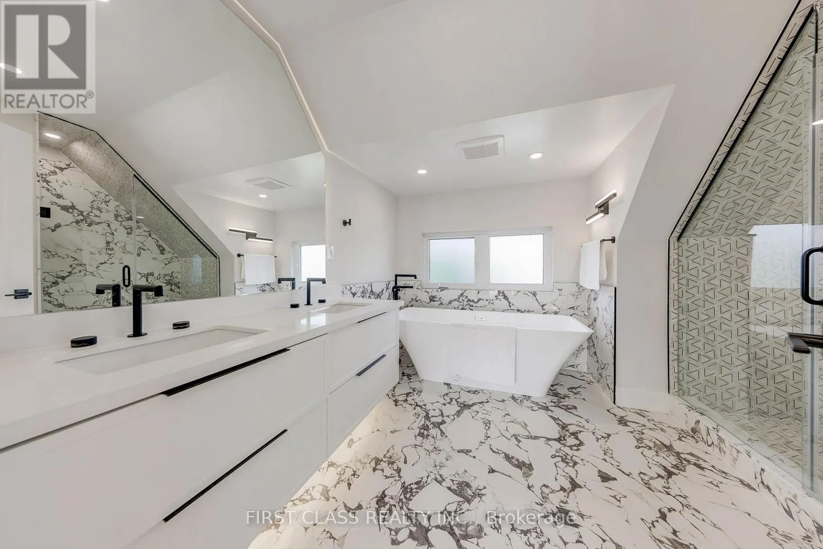 431 ROXTON ROAD