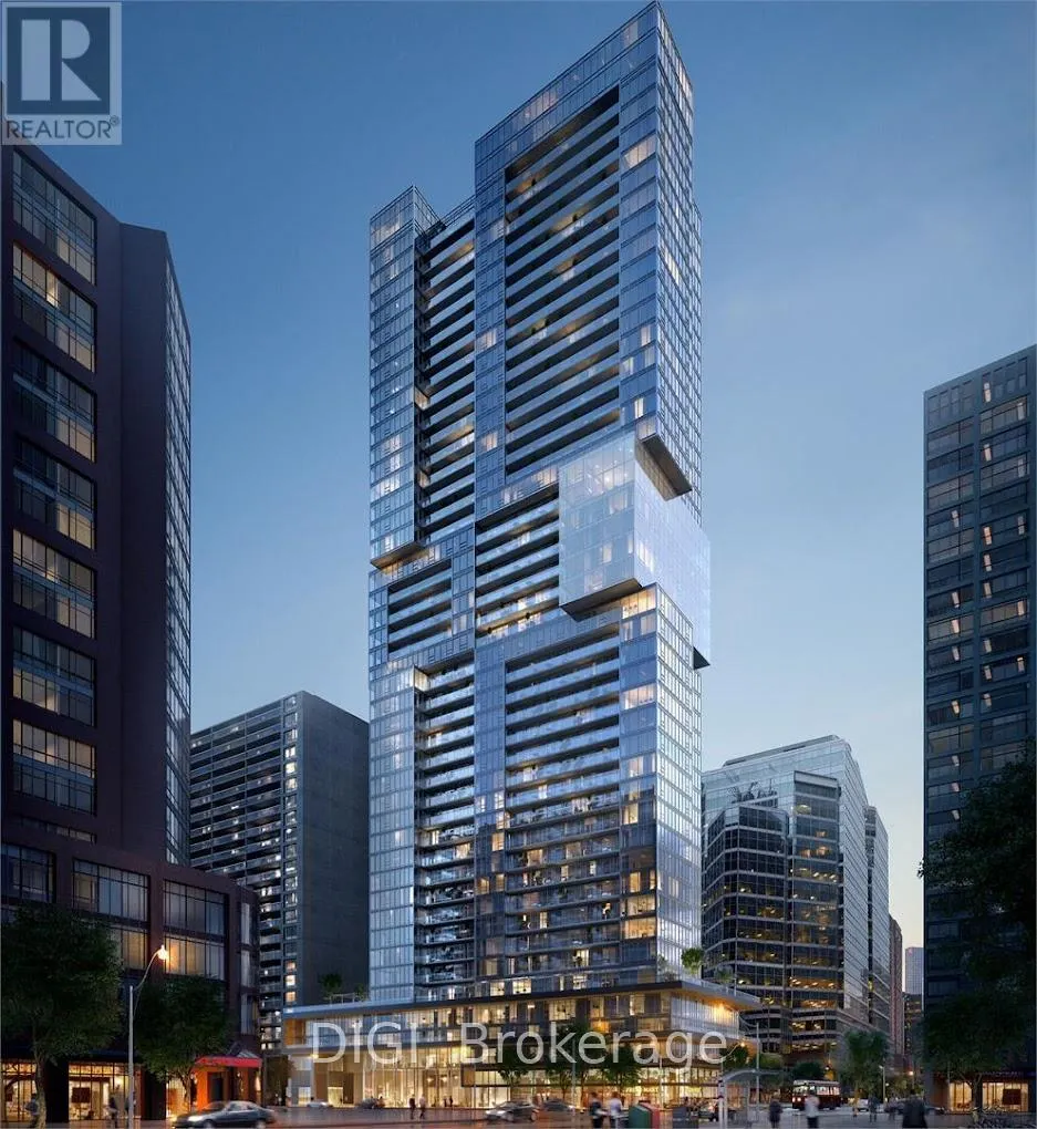 4305 - 55 GERRARD STREET W