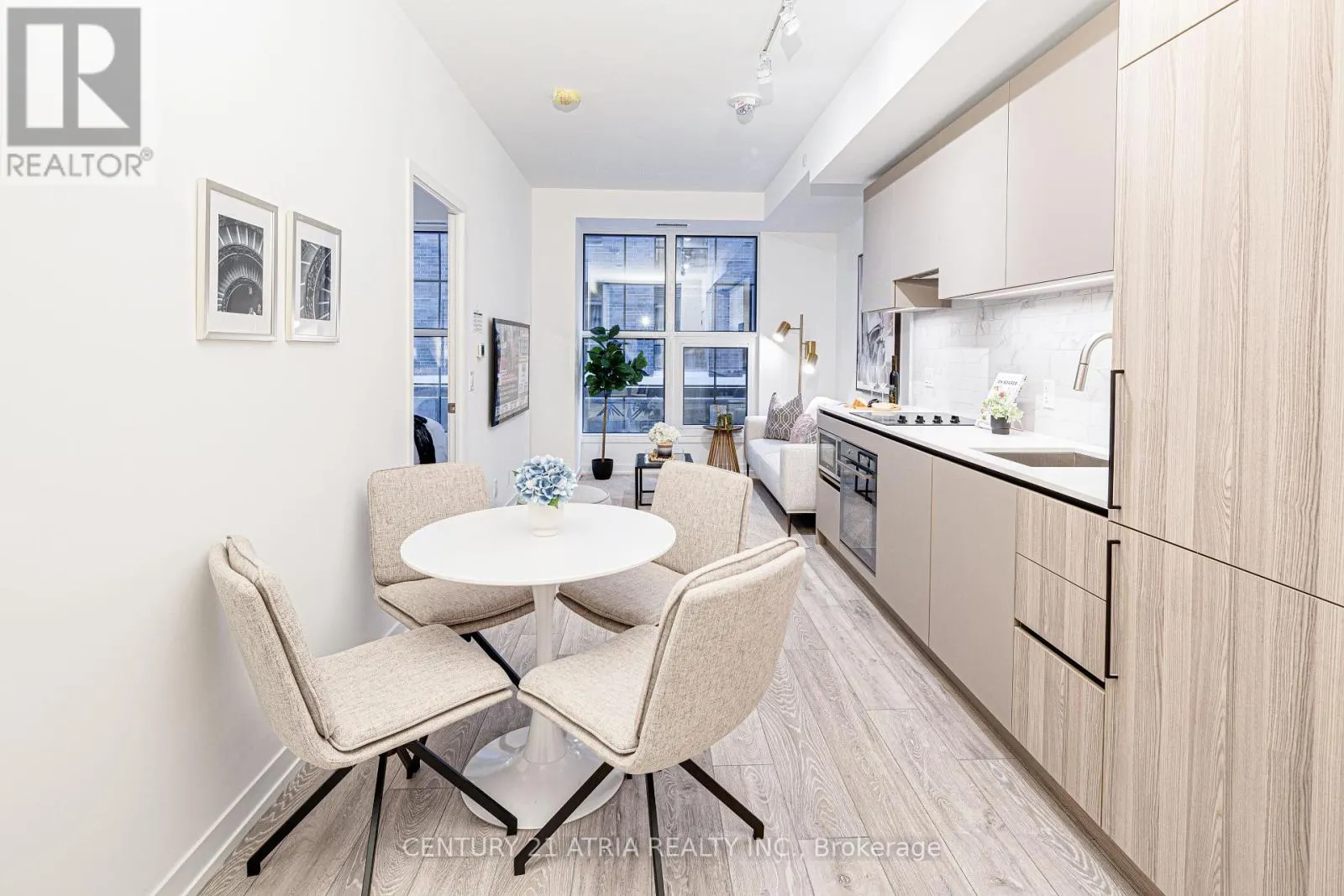 308 - 55 MERCER STREET
