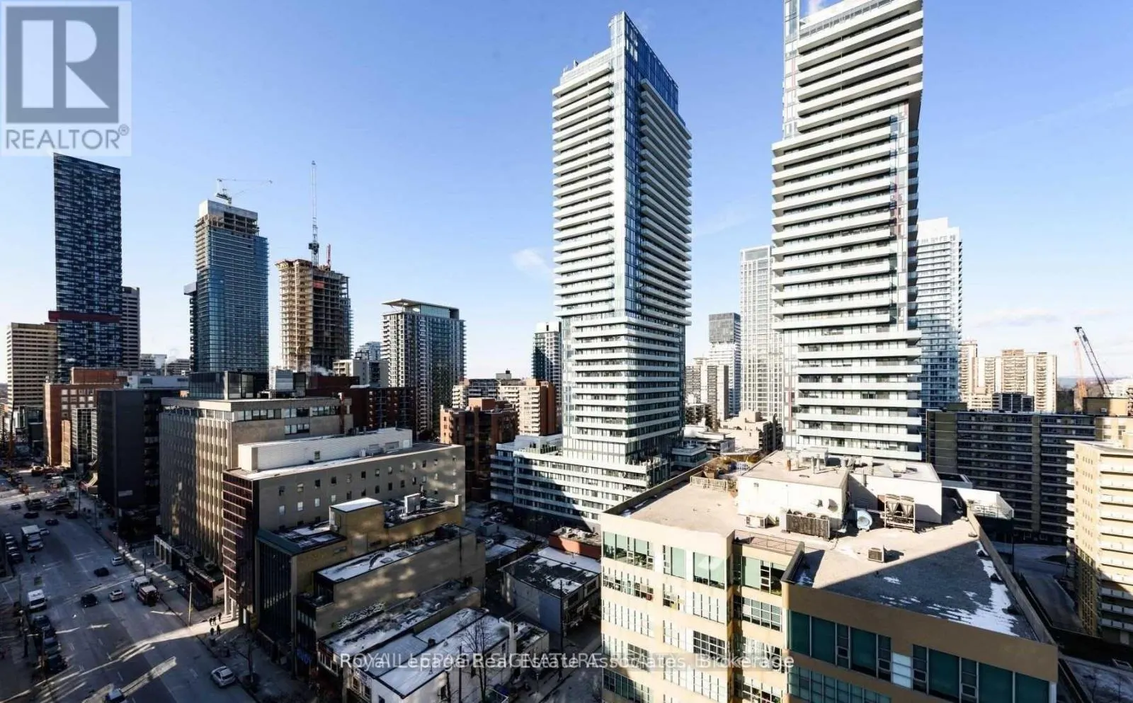 1602 - 125 REDPATH AVENUE