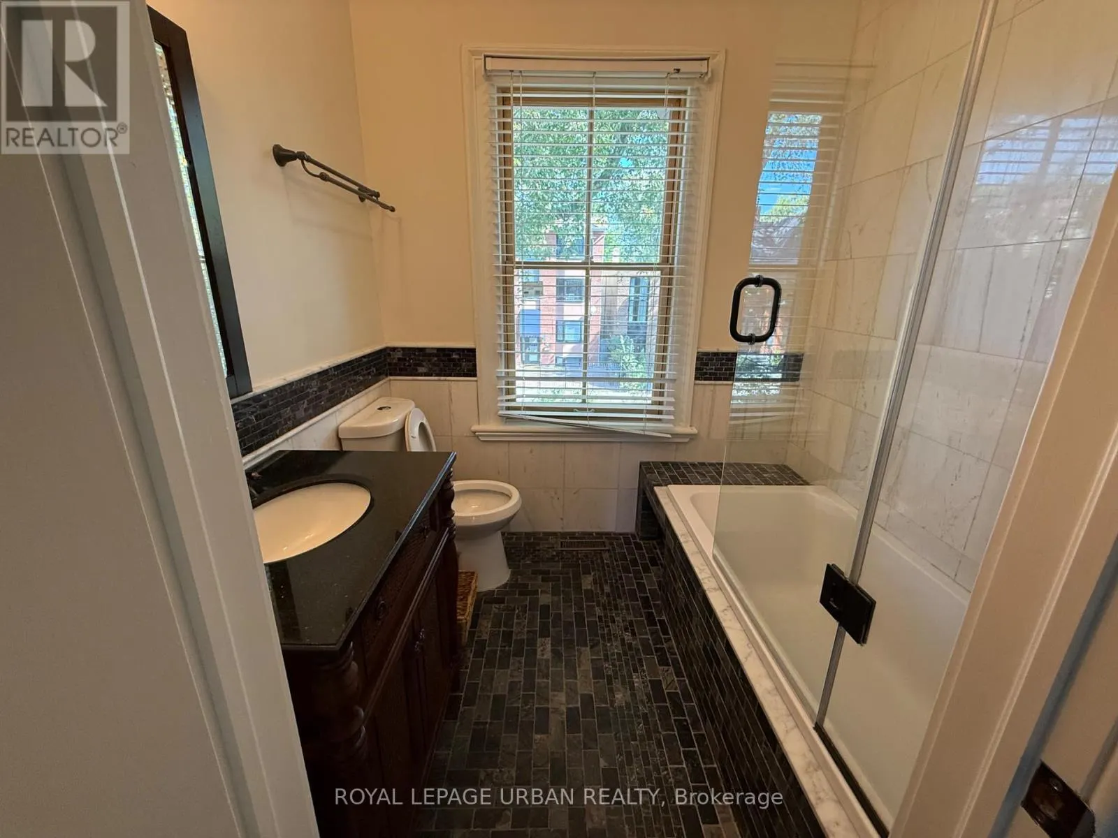 306 SEATON STREET