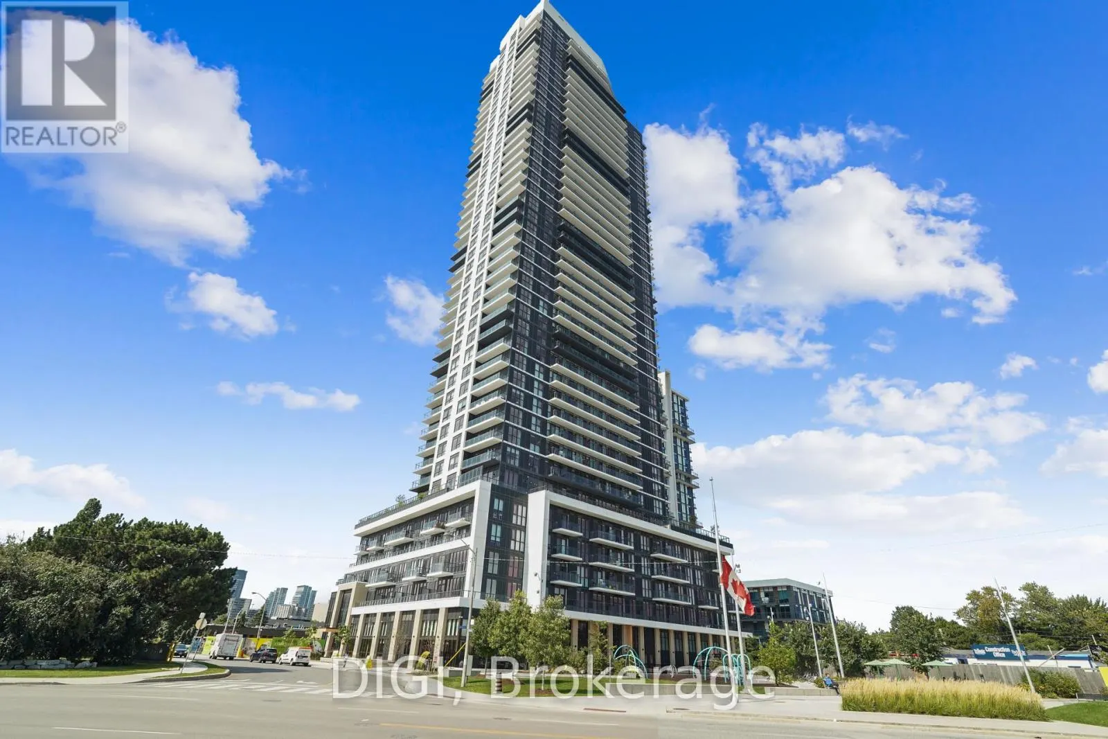 212 - 325 YORKLAND BOULEVARD