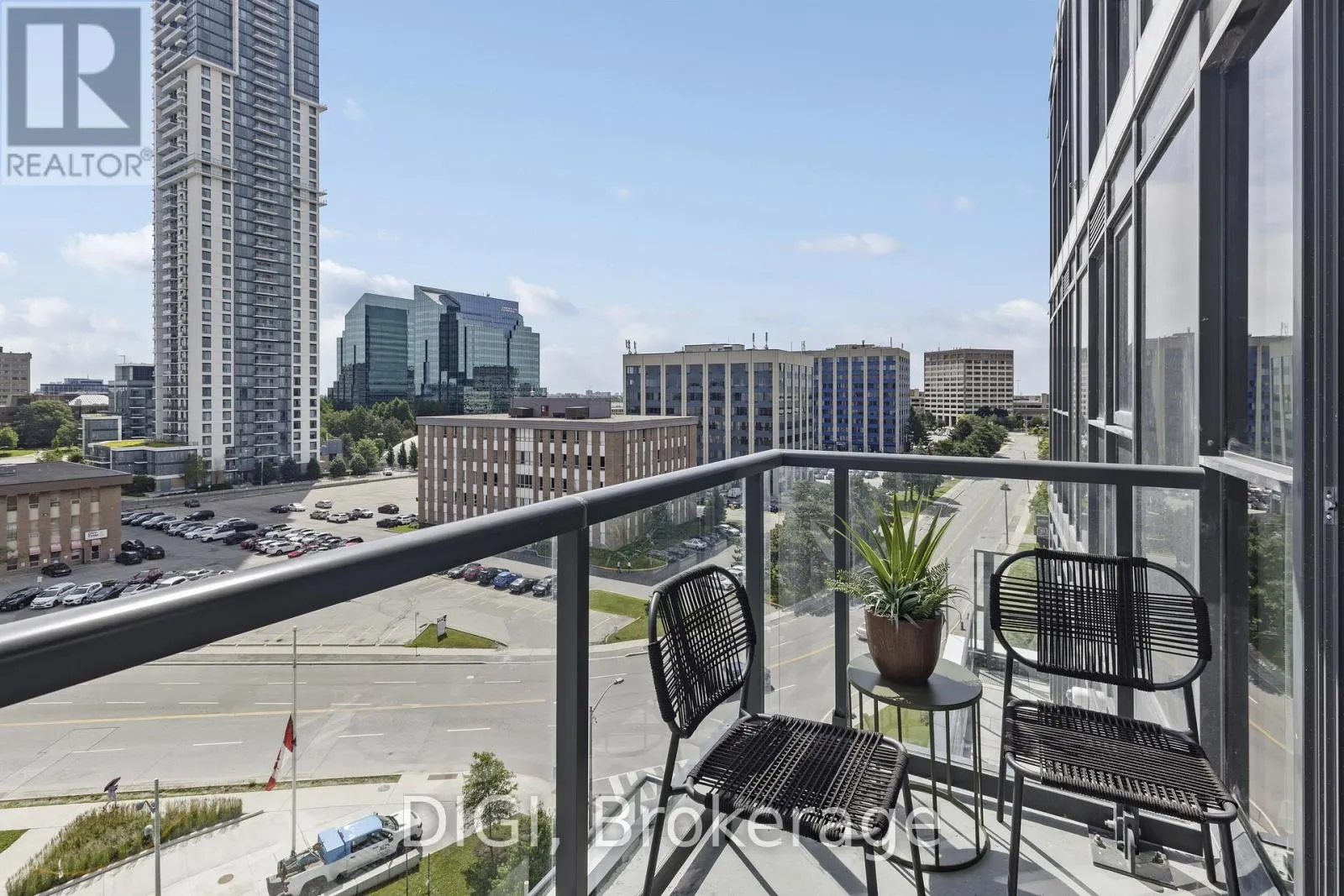 212 - 325 YORKLAND BOULEVARD