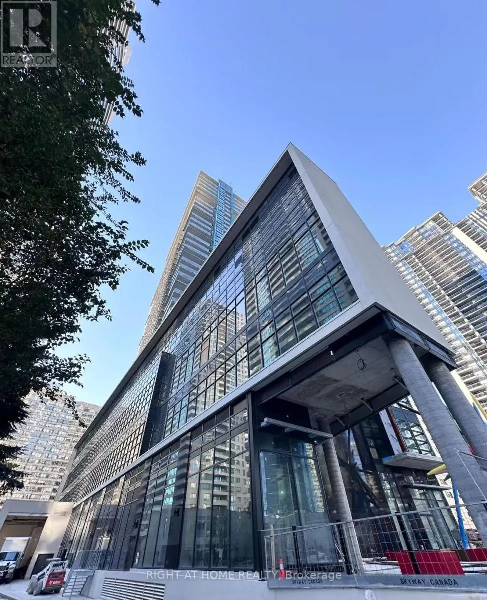2201 - 4955 YONGE STREET