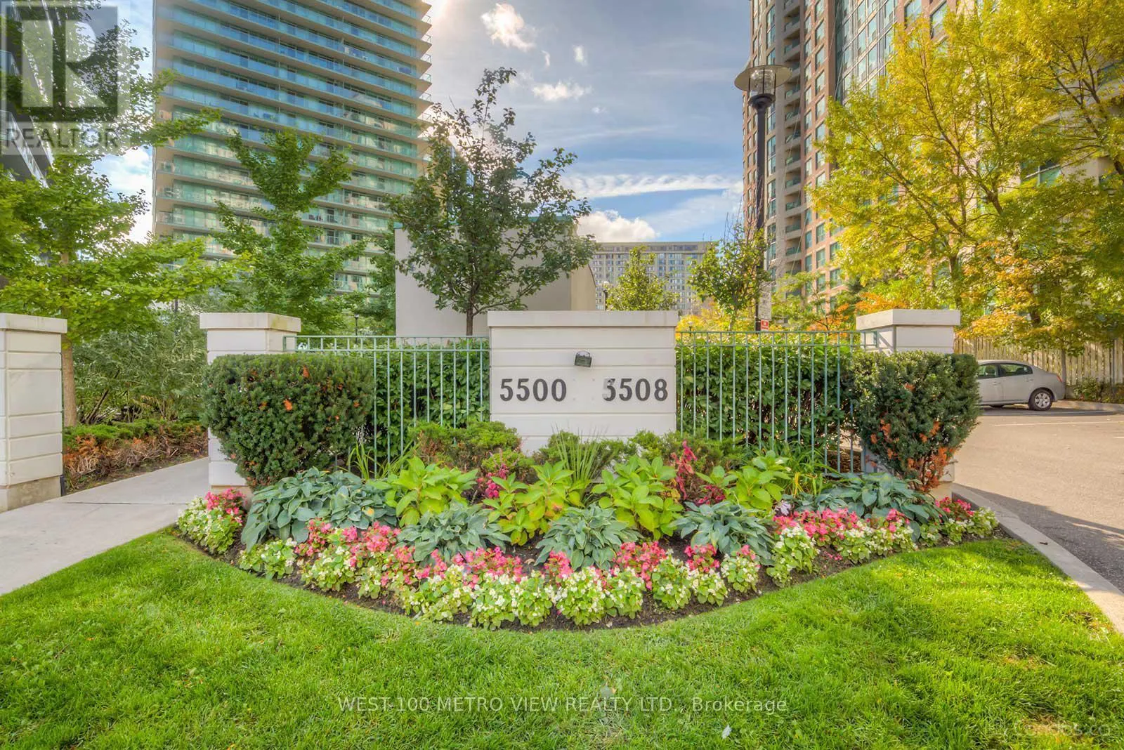 2411 - 5508 YONGE STREET