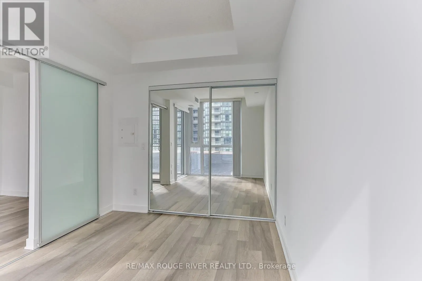 708 - 5180 YONGE STREET