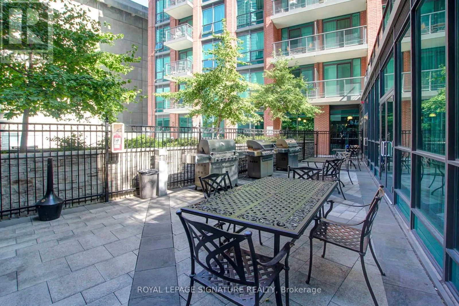 801 - 1 SCOTT STREET