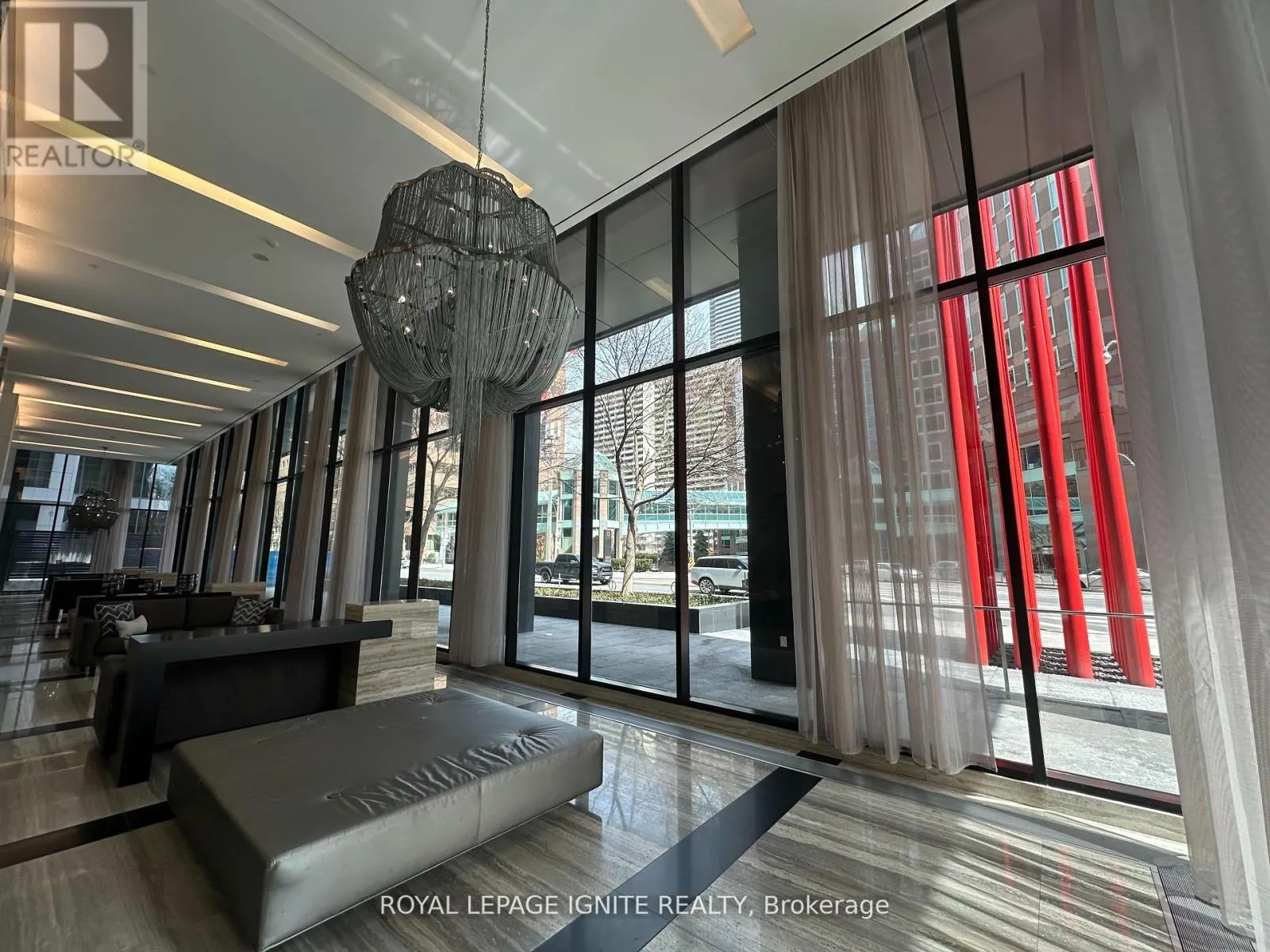 1809 - 110 CHARLES STREET E