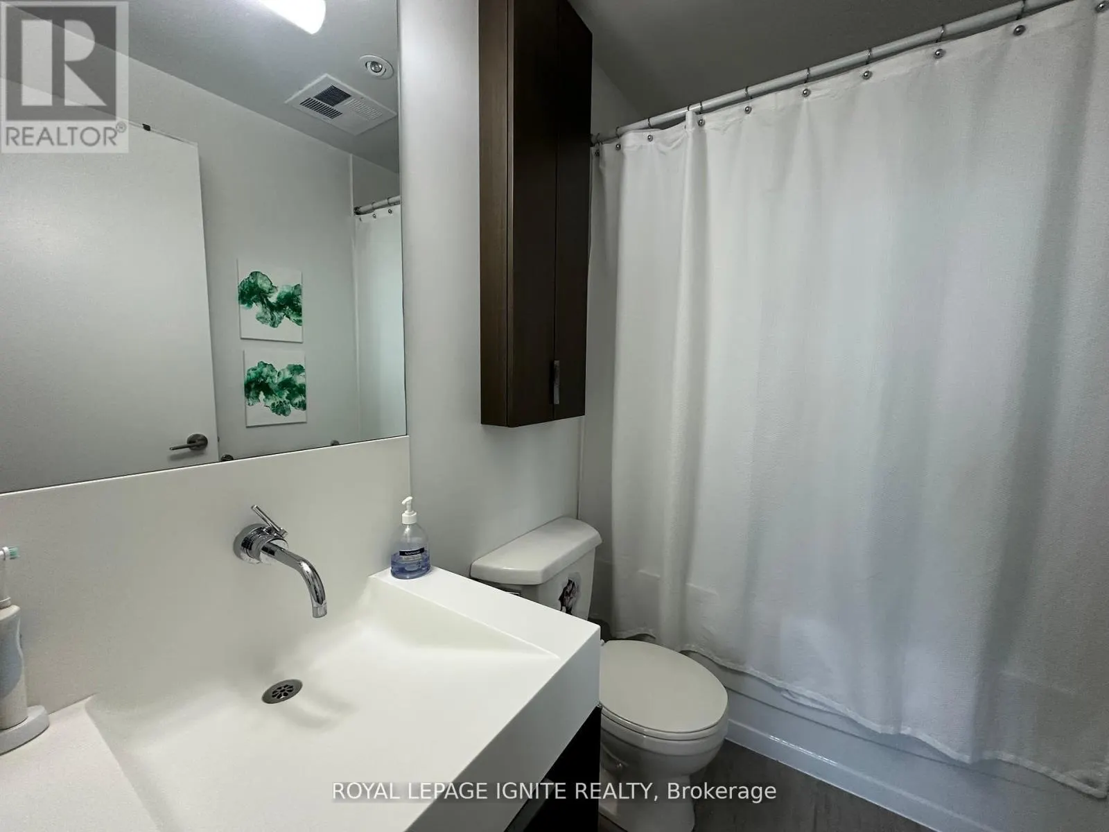 1809 - 110 CHARLES STREET E